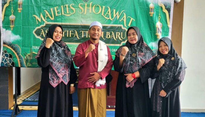 Majelis Sholawat Asy-Syifa Tiban Baru Gelar Aksi Berbagi Susu Bergizi untuk Anak Panti Asuhan di Batu Aji