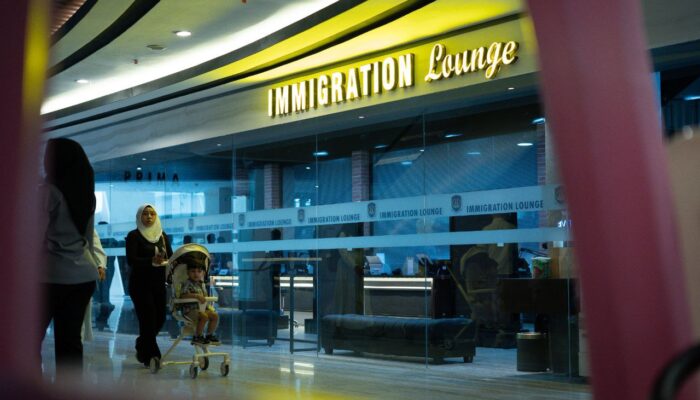 Imigrasi Batam Resmi Buka Immigration Lounge di Pollux Mall, Paspor 1 Hari Jadi & Layanan Izin Tinggal Kini Lebih Mudah