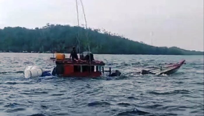 Pompong Nelayan Teluk Melam Tenggelam di Perairan Pulau Tiga, Mesin Pecah Dihantam Gelombang