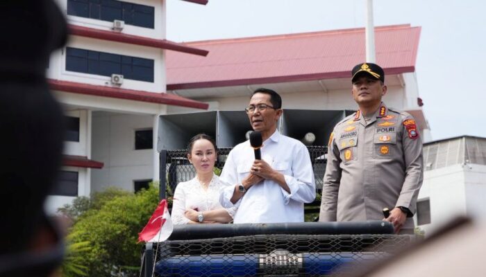 Detik-detik Amsakar dan Li Claudia Tersulut Api Amarah di Tengah Demo Air