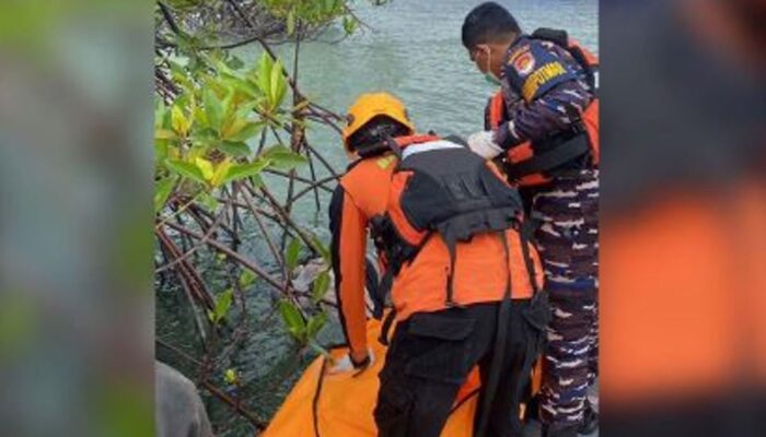 Geger! Penemuan Mayat di Jembatan 3 Barelang Batam, TNI AL dan Tim Gabungan Evakuasi Jasad Pria Asal Piayu