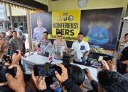Konfrensi pers kasus pembunuhan di Tanjungpinang.
