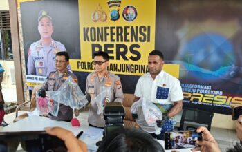 Konfrensi pers kasus pembunuhan di Tanjungpinang.