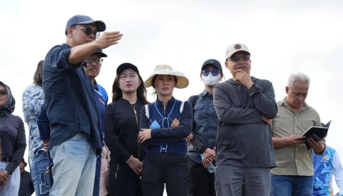 BP Batam Tinjau Waduk, Warga Menunggu Air Bukan Pose Kamera