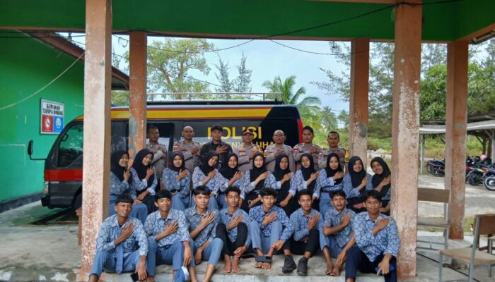Police Goes to School di Natuna, Polres Edukasi Pelajar SMAN 1 Bunguran Selatan Bahaya Narkoba