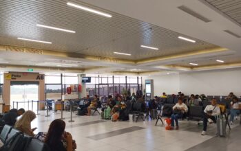 Ruang tunggu Bandara Hang Nadim.