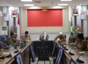 Bupati Natuna Cen Sui Lan memimpin rapat koordinasi percepatan Data Tunggal Sosial dan Ekonomi Nasional (DTSEN) di Kantor Bupati Natuna.