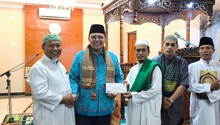 Banjir dan Kecelakaan di Simpang Tiban Center Menghantui Warga, Ria Saptarika Desak Langkah Terpadu