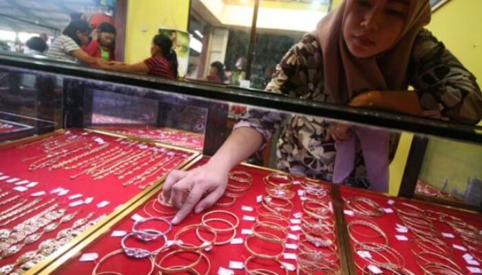 Misteri Pencurian Perhiasan Rp 4 Miliar: Siapa JM, Wanita Sedanau Penadah Jarahan Toko Mas Safari?