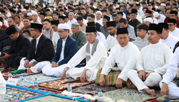 Ribuan Warga Batam Padati Engku Putri untuk Salat Idulfitri 1447 H, Sekretariat DPRD Raih Juara Pawai Takbir