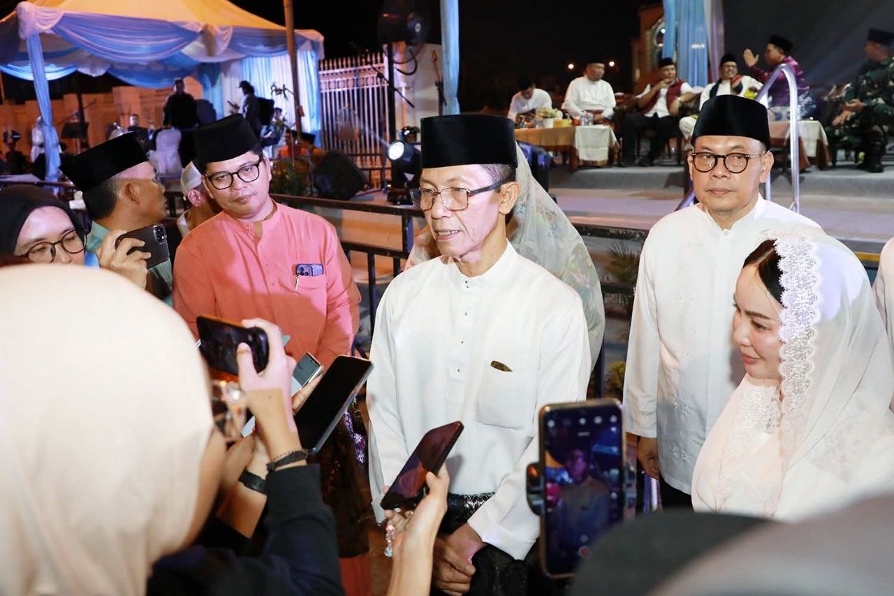 Wali Kota Batam, Amsakar Achmad