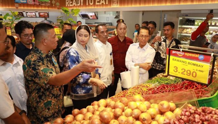 Wamendag dan Amsakar Achmad Sidak Nagoya Hill Batam