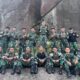 Aksi Tasyakur Alam dan Halal Bihalal Prajurit Yonkomposit 1 Gardapati di Puncak Gunung Ranai