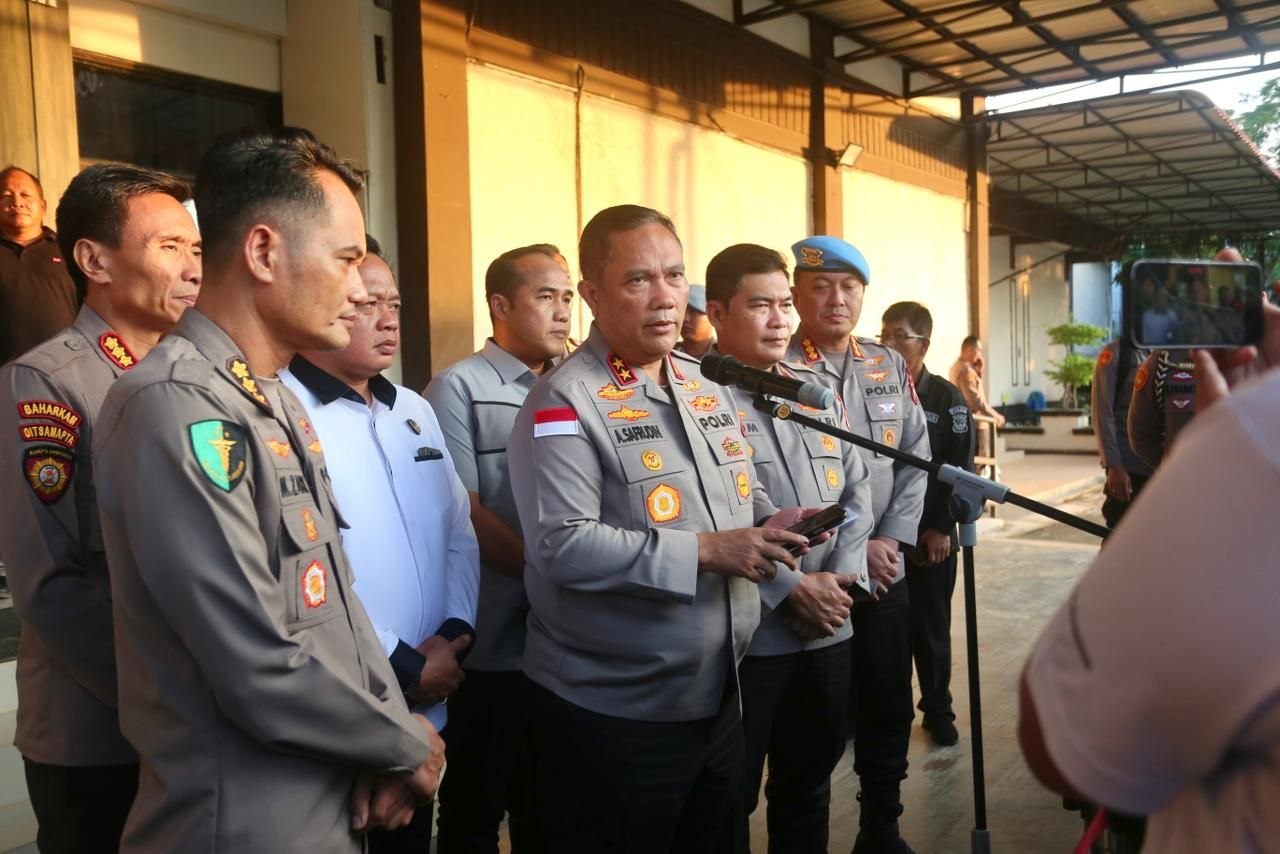 Irjen Pol. Asep Safrudin di RS Bhayangkara Batam.