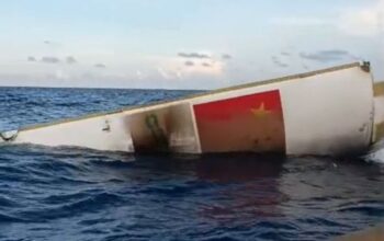 Misteri Bola Api di Langit Natuna Terjawab? Puing Diduga Roket China Ditemukan di Perairan Anambas