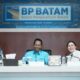 Pertemuan Kepala BP Batam Amsakar Achmad dan Satgas KPK membahas transparansi insentif investasi dan kontribusinya bagi masyarakat.