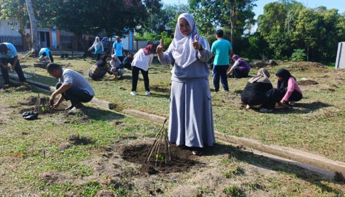 Satu Pegawai Satu Pohon: Strategi Unik Disperindagkop Lingga Perkuat Ketahanan Pangan & Pasokan MBG