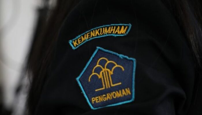 “Coba Nyamar Jadi Penumpang, Pak!” Netizen Tantang Bos Imigrasi Bongkar Sendiri Pungli di Batam