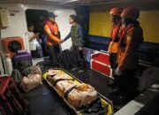 Dievakuasi SAR: Penumpang KMP Sembilang Rute Batam-Tungkal Tak Sadarkan Diri di Perairan Karas, Namun tak Terselamatkan
