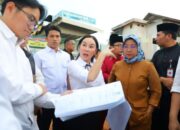 Li Claudia Chandra meninjau lokasi pembangunan ZoSS di depan SDN 001 Batam Kota.