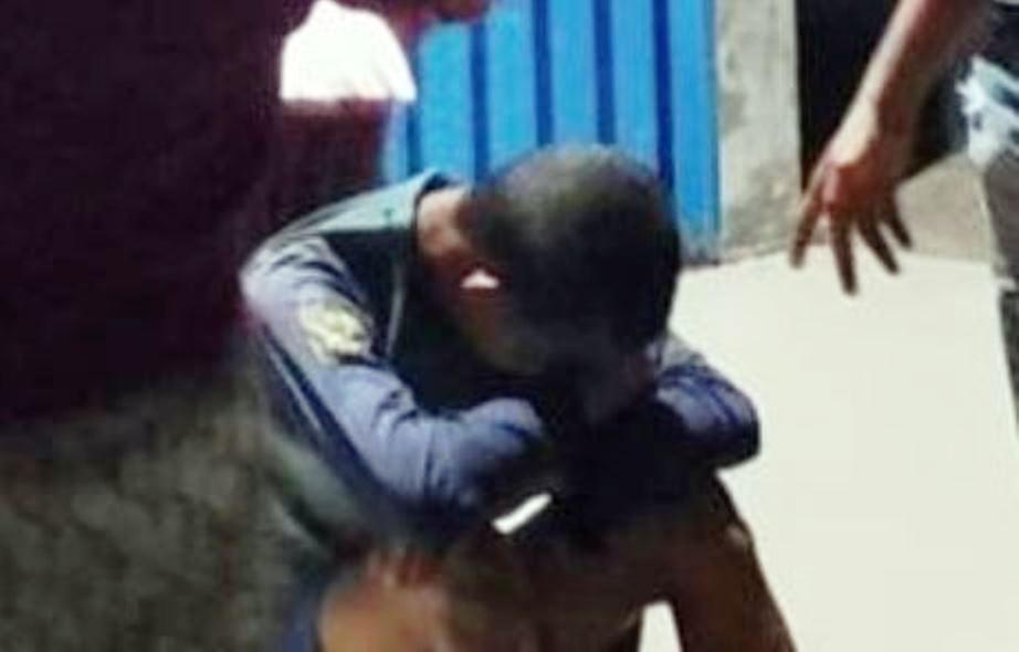 Polisi mengamankan pelaku pembakaran dan pencurian rumah di Polsek Dabo Singkep