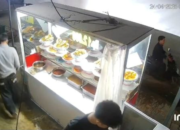 Aksi pelaku pencurian nasi bungkus di Batam melarikan diri menggunakan sepeda motor