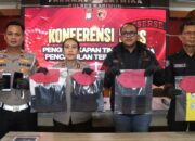 Konferensi pers yang dipimpin Kapolres Karimun AKBP Yunita Stevani didampingi oleh Kasat Reskrim AKP Denny Hartanto dan Kasihumas AKP Jordan Manurung.