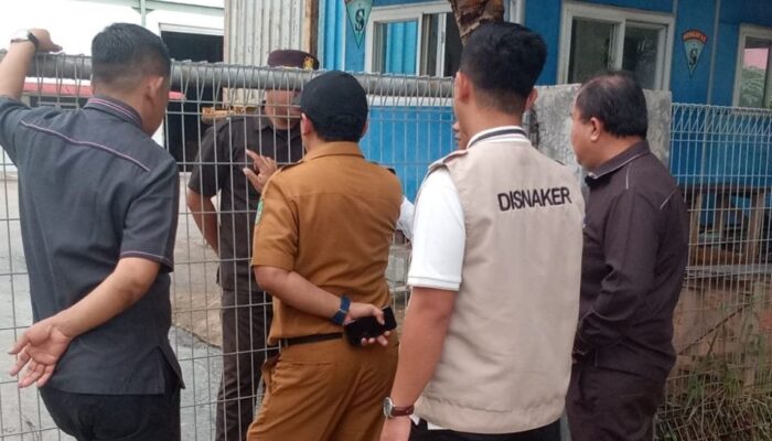 Nasib Apes Komisi IV: Perusahaan di Batam Ini Berani Bikin Rombongan DPRD ‘Ngemper’ di Jalan Gara-Gara Tak Dibukain Pintu