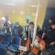 Tersangka DN saat rekonstruksi pencurian perhiasan emas curian Toko Mas Safari di Pelabuhan Penagi Natuna
