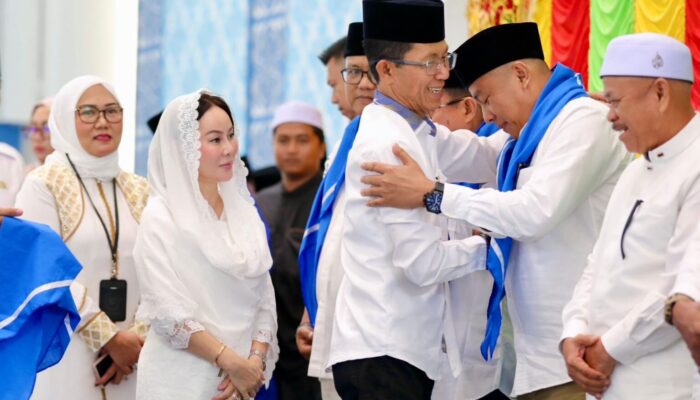 Amsakar Achmad Cuti Haji, Li Claudia Chandra Segera Pegang Tongkat Komando Batam