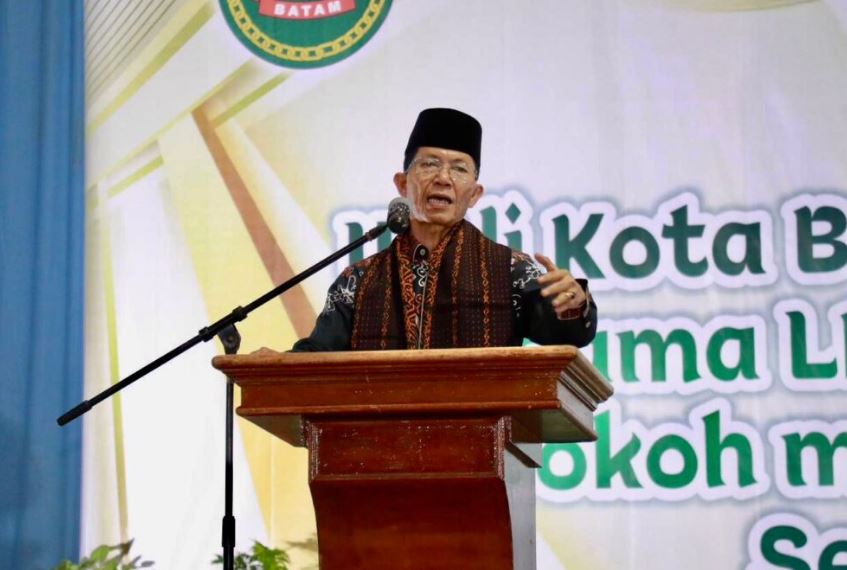 Wali Kota Batam Amsakar Achmad