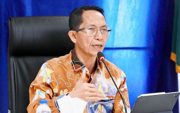 Wali-kota-batam-amsakar-achmad