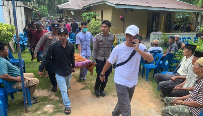 Geger! Seorang Wanita di Desa Sei Ungar Kundur Ditemukan Tewas Tergantung, Sang Ayah Histeris