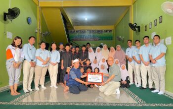 HARRIS Hotel Batam Center dan HARRIS Resort Waterfront Batam Salurkan Infaq dari Paket Buka Puasa ke Panti Asuhan