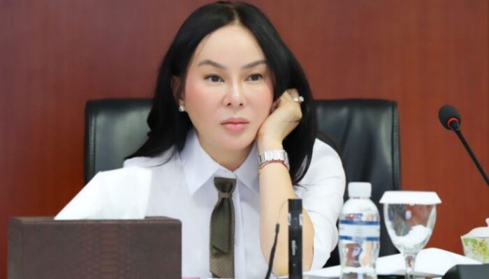 Ulang Tahun ke-54, Plh Wali Kota Batam Li Claudia Chandra: Saya Gemini yang ‘Workaholic’