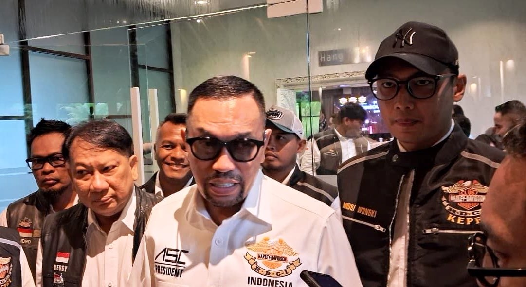 Ahmad Sahroni saat memberikan tanggapan tegas mengenai kewajiban SIM C2 bagi pengendara moge