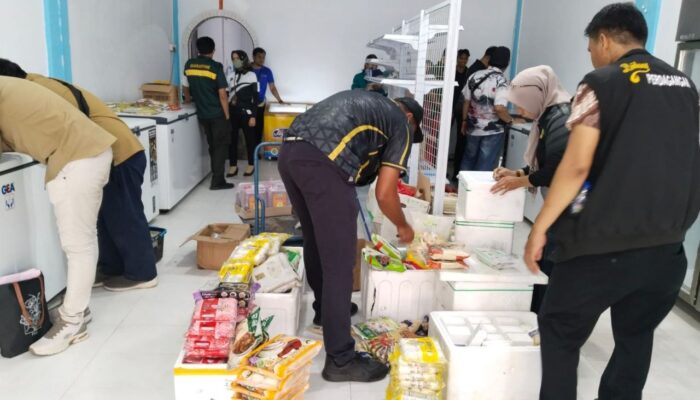 Bea Cukai dan Polres Karimun Obrak-abrik Peredaran Pangan Ilegal di Meral