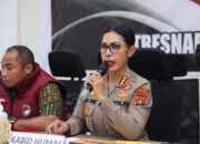 Konferensi pers Polda Kepri terkait penangkapan kurir narkoba jaringan Malaysia-Jambi di Kabupaten Karimun.
