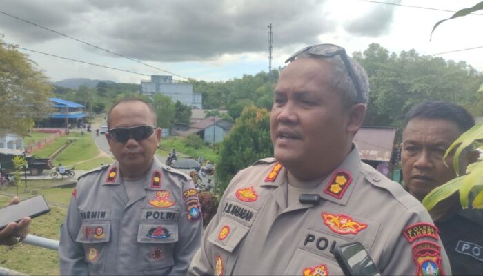 Rekonstruksi Pembunuhan Diana di Lingga: Detik-Detik Korban Dicekoki Miras dan Dicekik Jaka, Warga Ngamuk
