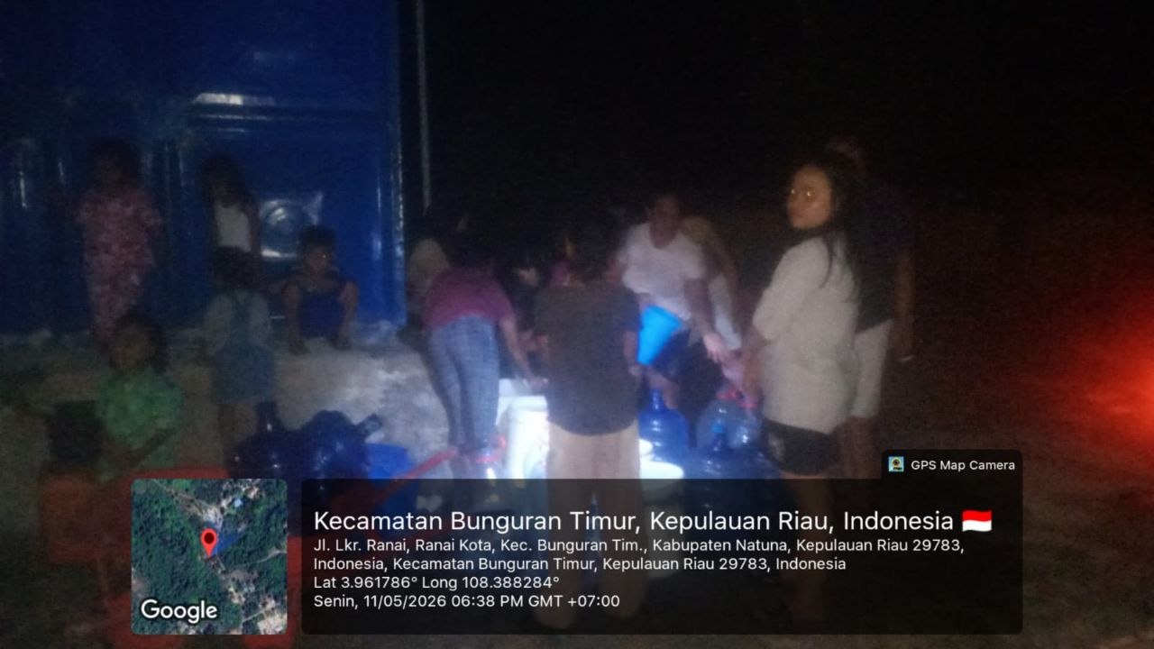 Perumda Tirta Nusa Natuna melaporkan bahwa debit sumber air baku mengalami penurunan drastis hingga menyisakan 30-40 persen saja dari kapasitas normal.