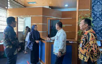 Ombudsman RI Provinsi Kepulauan Riau melakukan pemantauan di Kantor Kecamatan Lubuk Baja