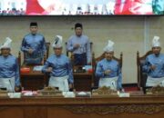Ketua DPRD Batam Haji Muhammad Kamaluddin memimpin rapat paripurna pembentukan Pansus Ranperda Pengelolaan Persampahan yang dihadiri Wali Kota Amsakar Achmad