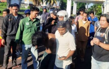 Gak Sempat Jadi Duit, Maling Kabel di Baloi Permai Dikepung Warga Lalu Diangkut Polisi