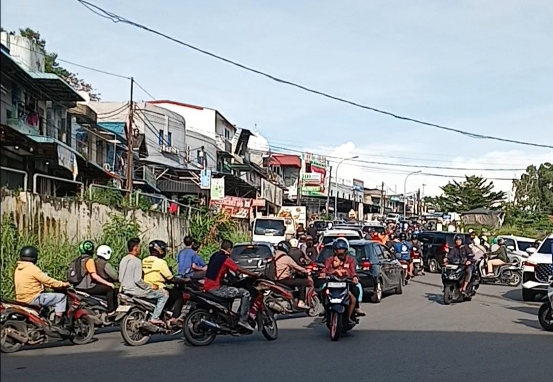 Simpang Pantek