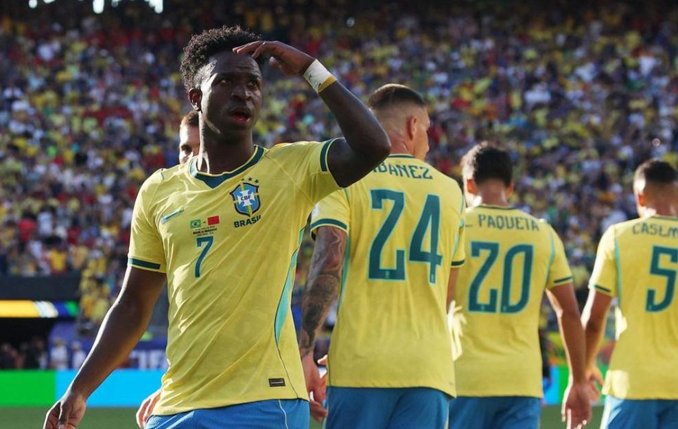 Selebrasi striker Brasil, Vinicius Jr. usai mencetak gol indah ke gawang Maroko. (Foto: Reuters)