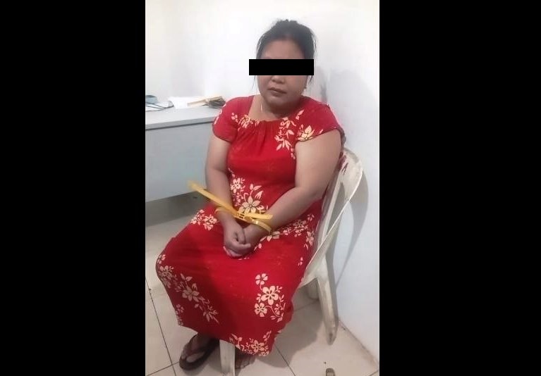 VJ pelaku ibu tiri yang tega aniaya anak saat menjalani pemeriksaan di Polsek Sagulung Batam.