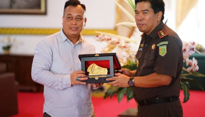 Rekam Jejak Amriyata Disorot: Eks Kajari Lingga Diduga Main Transaksi Cash Amankan Proyek Daerah