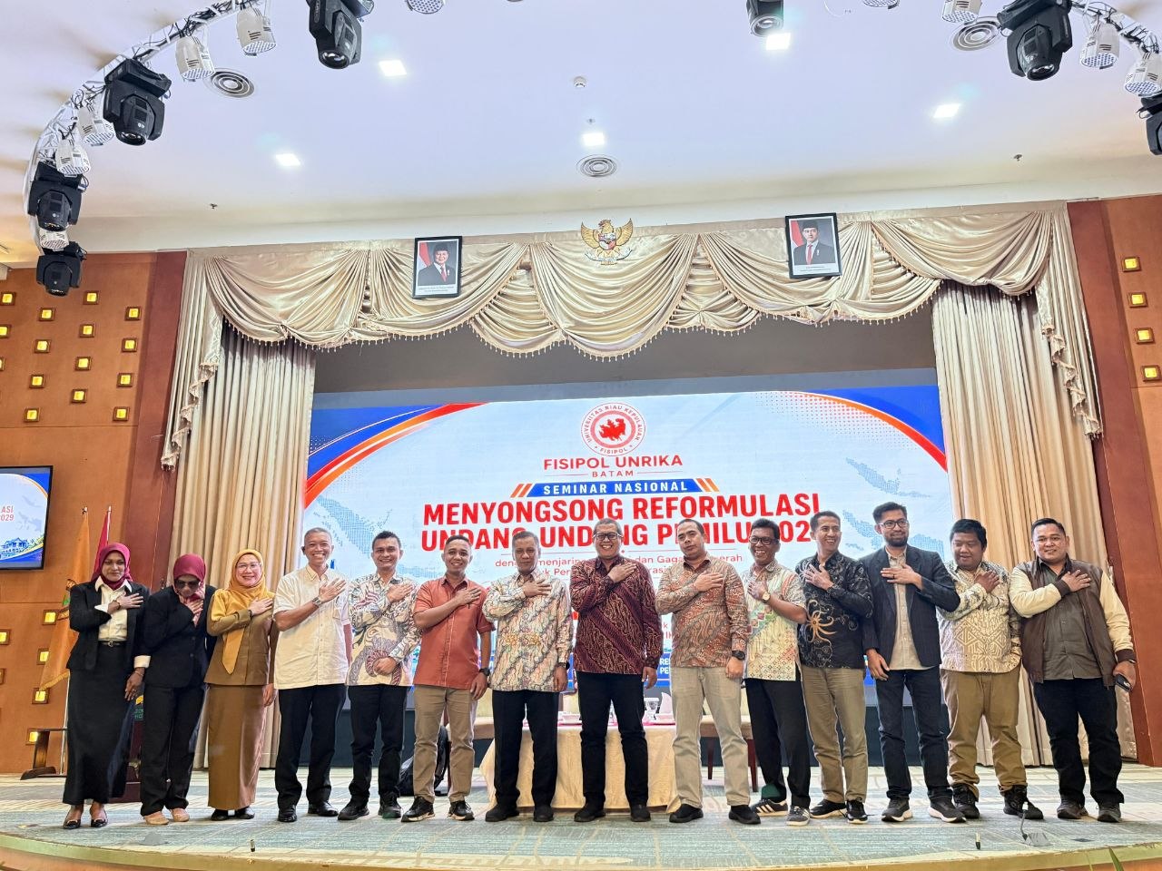 Seminar Nasional FISIP UNRIKA tentang Reformulasi UU Pemilu 2029 di Batam