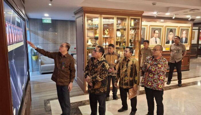 Langkah SMSI Membantu Mahkamah Agung Mengerem Tumpukan Perkara