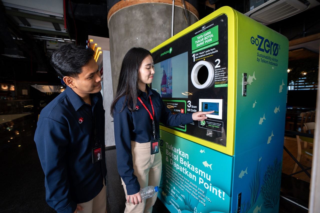 TelkomGroup memperkuat transformasi bisnis dan implementasi ESG untuk menciptakan pertumbuhan berkelanjutan, meningkatkan daya saing, serta menghadirkan nilai jangka panjang bagi lingkungan, masyarakat, dan bisnis.